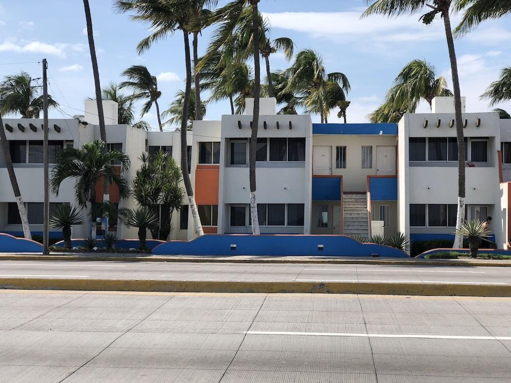 Hotel Suites Mediterraneo Boca Del Rio 韦拉克鲁斯 外观 照片