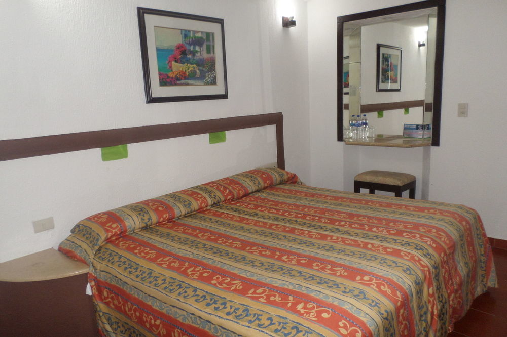 Hotel Suites Mediterraneo Boca Del Rio 韦拉克鲁斯 外观 照片