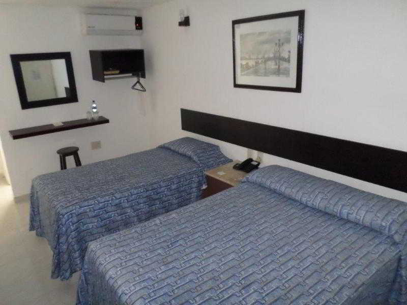 Hotel Suites Mediterraneo Boca Del Rio 韦拉克鲁斯 外观 照片